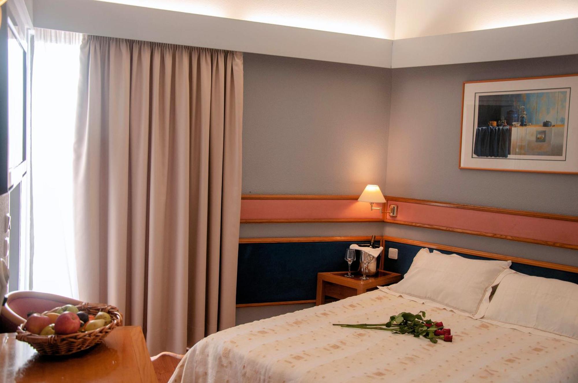 Hotel Samaras Lamía Eksteriør billede